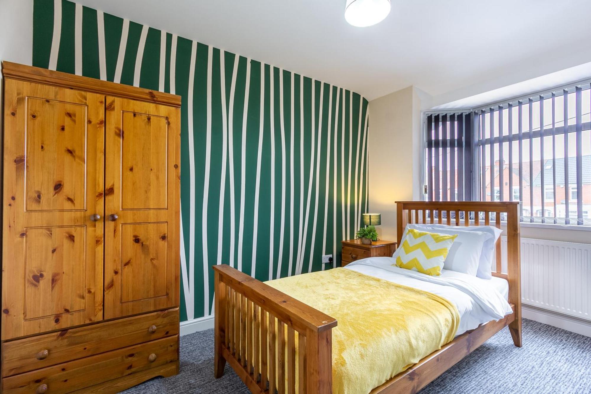 Bathway House - Free Secured Parking And Wifi Apartment Coventry Ngoại thất bức ảnh