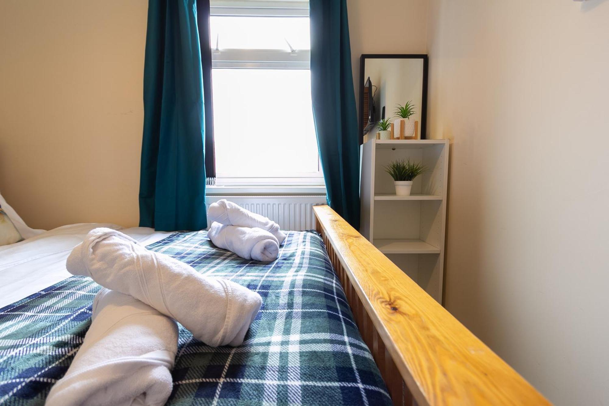 Bathway House - Free Secured Parking And Wifi Apartment Coventry Ngoại thất bức ảnh