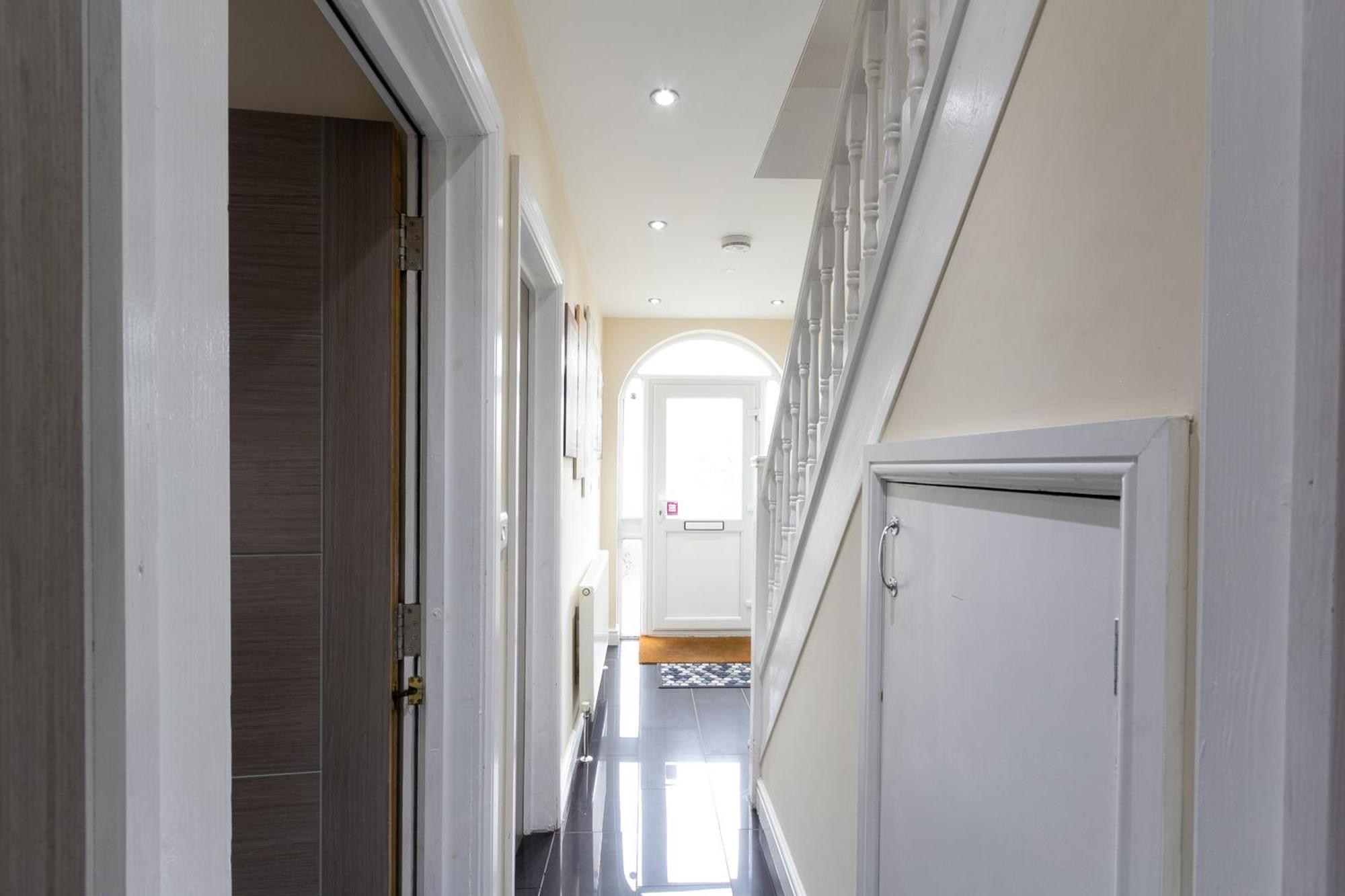 Bathway House - Free Secured Parking And Wifi Apartment Coventry Ngoại thất bức ảnh